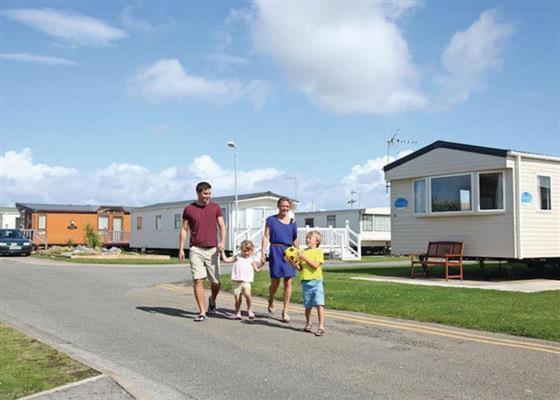 Caravan Hire Golden Sands Sea Front Kinmel Bay Εξωτερικό φωτογραφία