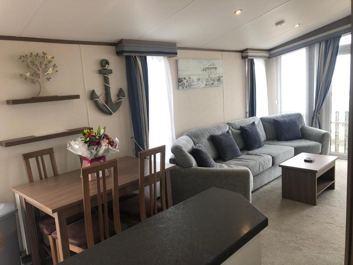 Caravan Hire Golden Sands Sea Front Kinmel Bay Εξωτερικό φωτογραφία