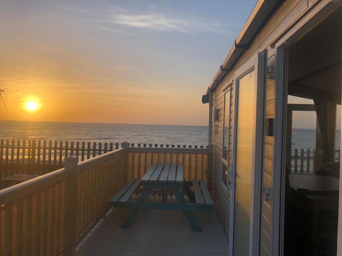 Caravan Hire Golden Sands Sea Front Kinmel Bay Εξωτερικό φωτογραφία